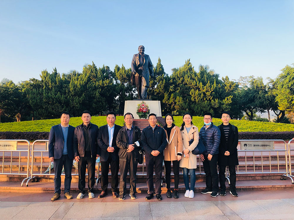 6-战术综合党支部赴深圳博物馆及莲花猴子园发展“不忘初心学党史”主题教育，有效引发党组织的凝聚力和向心力，切实提高党员干部的党性修养和责肆意识。.jpg